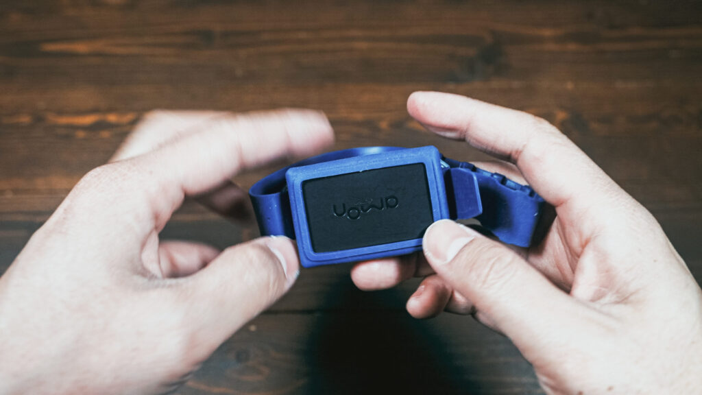 シリコンカバーを元に戻します。