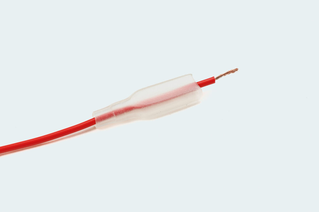 絶縁用メス側スリーブ